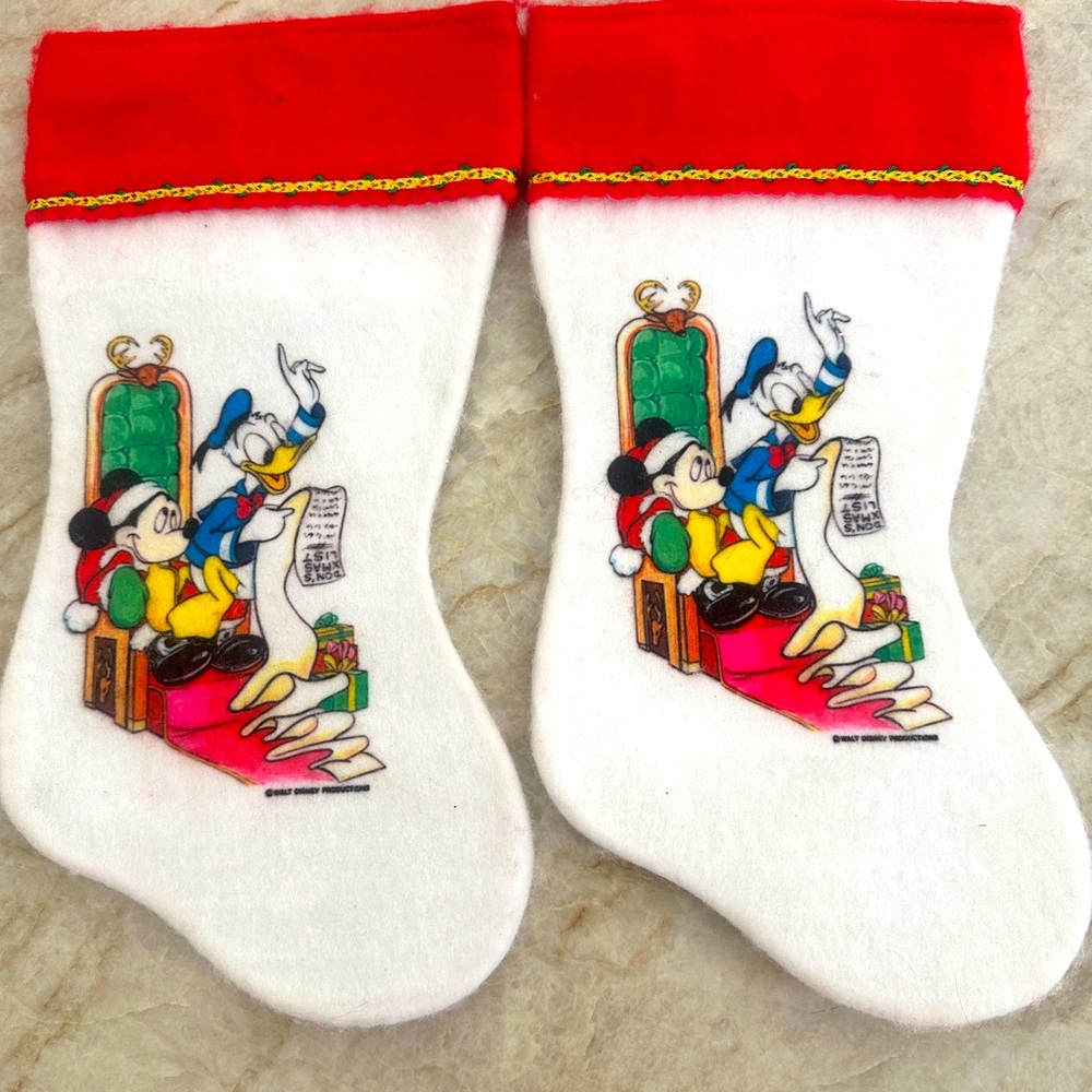 2 VTG 80S WALT DISNEY FELT CHRISTMAS STOCKINGS MINNIE MICKEY MOUSE DONALD DUCK